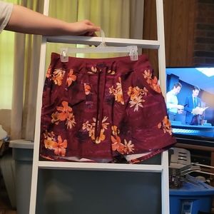 Floral running shorts MED